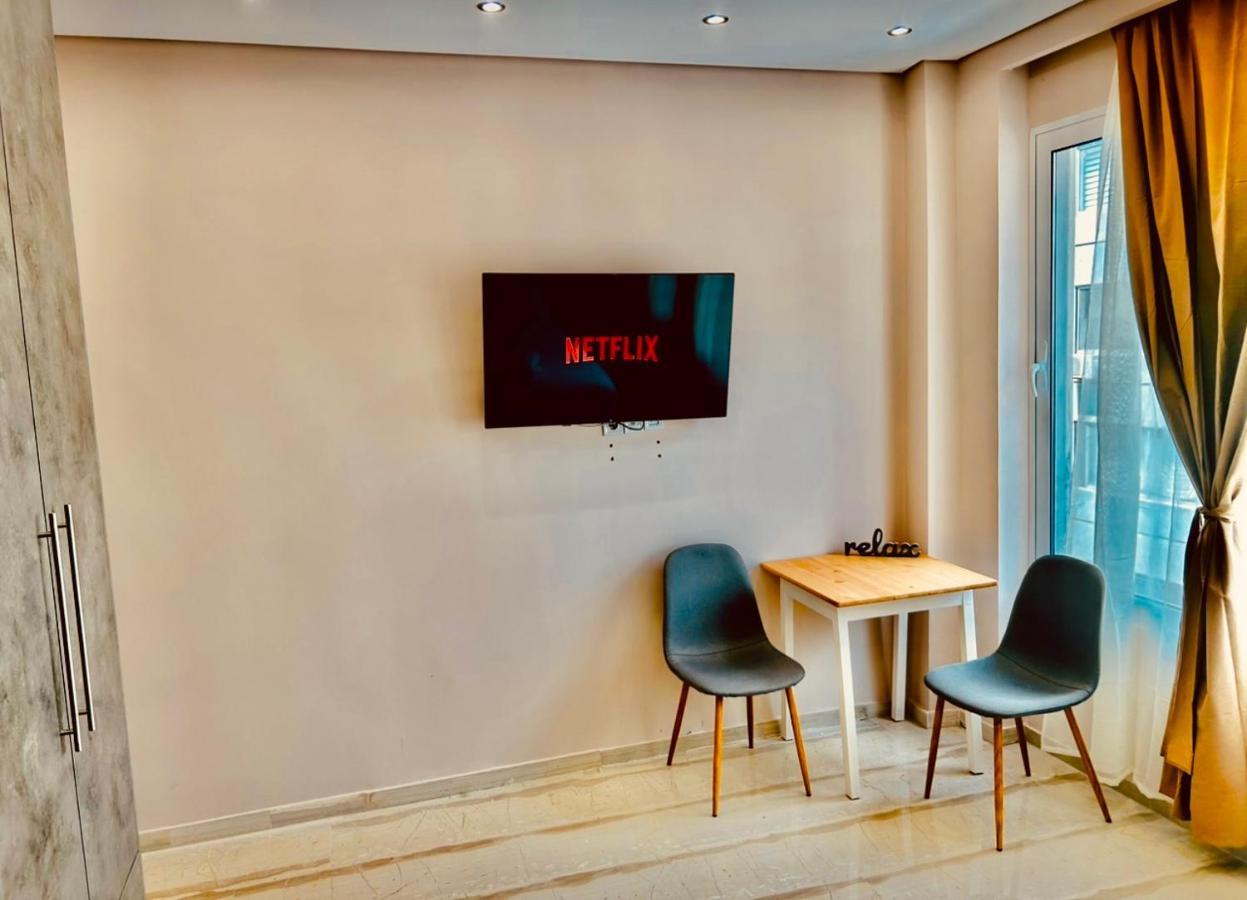 Port Twins Suites No1 Pire Dış mekan fotoğraf